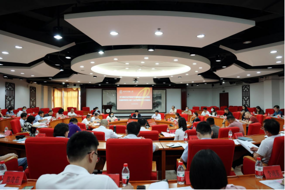 学校召开主题教育领导小组扩大会议暨第三次工作调度会