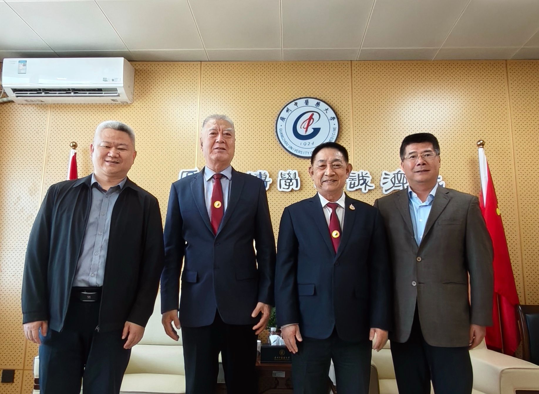 泰国中医师总会访问ac米兰官网中文网站 共促中医药国际交流与发展