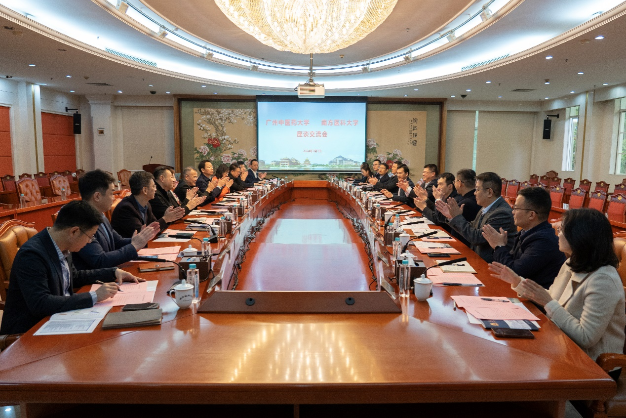 陈文锋带队到南方医科大学调研附属医院高质量发展