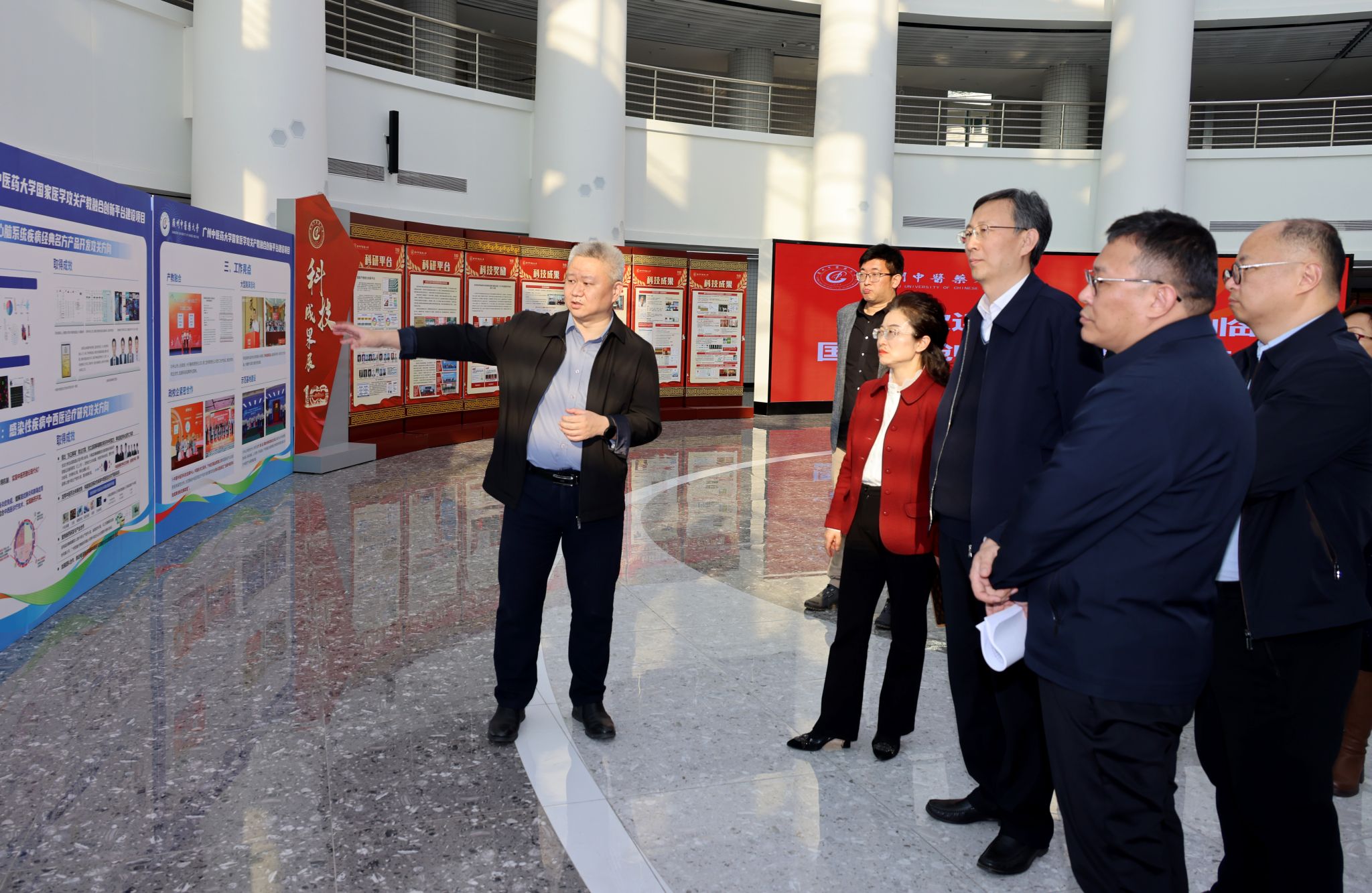 国家药监局副局长杨胜赴ac米兰官网中文网站调研